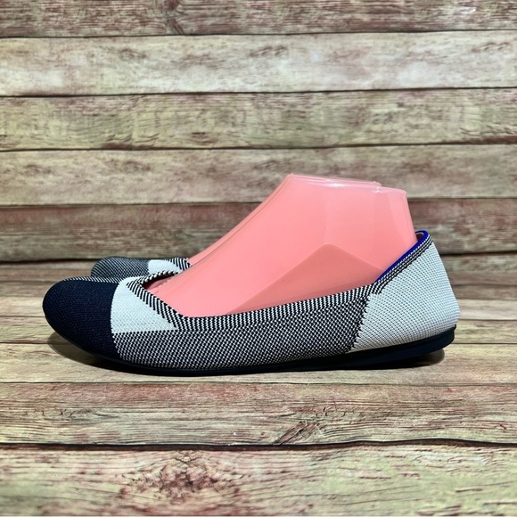 Rothy’s Captoe Round Flats - Picture 1 of 9